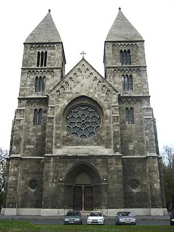 Budapest: Templomunk-Kirche 