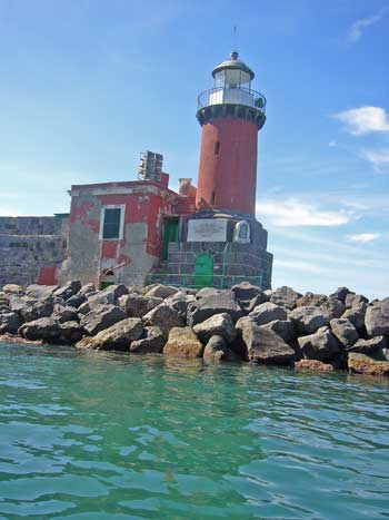 Ischia: Leuchtturm von Lacco Ameno