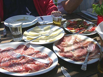 Ischia: Weinbergwanderung - mediterrane Kstlichkeiten