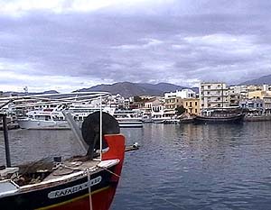 Nikolaos: Hafen