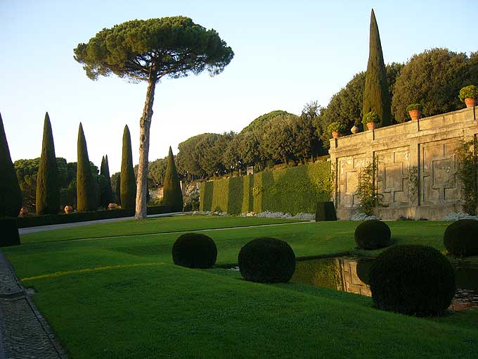 Rom: Gaerten von Castel Gandolfo