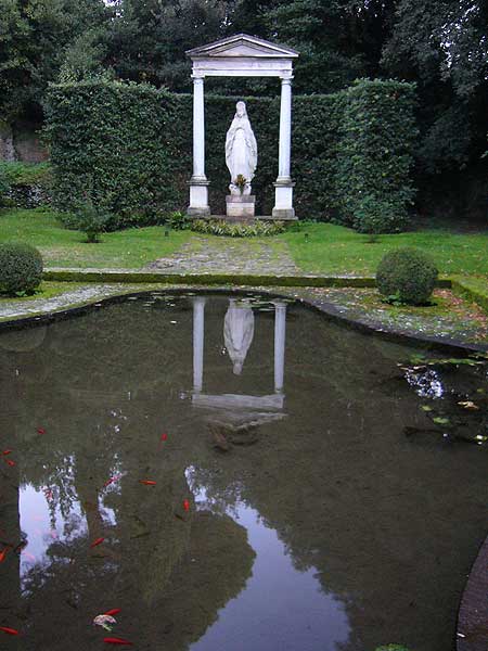 Rom: Gaerten von Castel Gandolfo