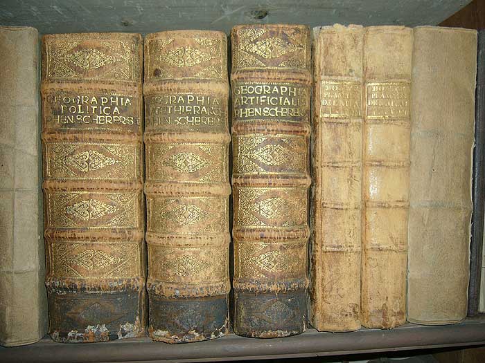 Brixen: Philosophisch-Theologische Hochschule am Priesterseminar, Bibliiothek