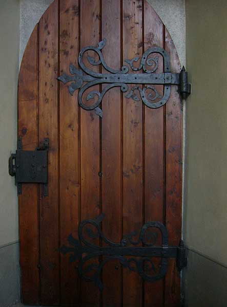 Teis im Eisacktal in Suedtirol - Herz-Jesu-Kirche