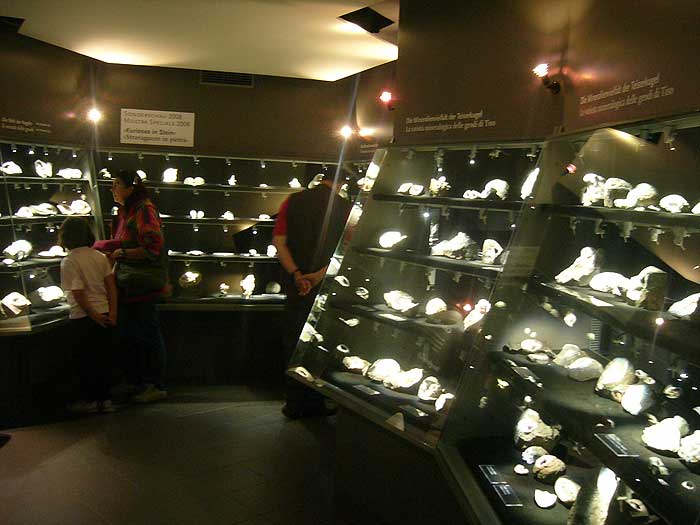 Mineraliensammlung - Teiser Kugeln