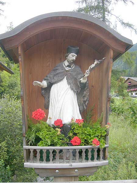 Winnebach: Statue des hl. Nepomuk